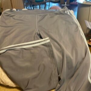 Adidas size 22 crop Clima365 sportswear